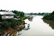 Foto: Women of the Tribe and Search of Freshwater Dolphins in Borneo
